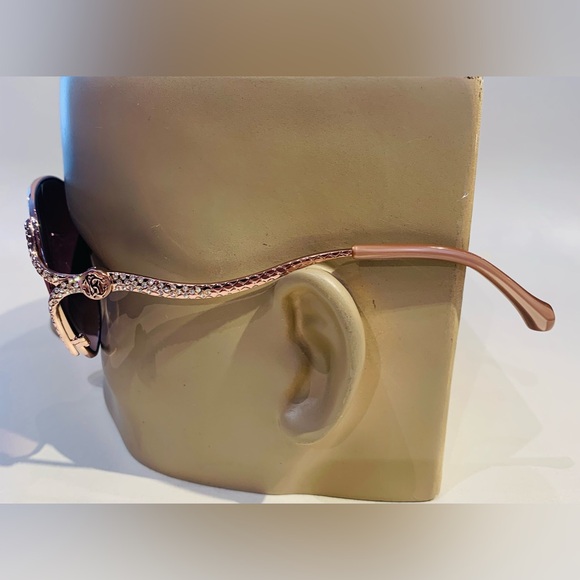 New Roberto Cavalli sunglasses - Picture 4 of 13